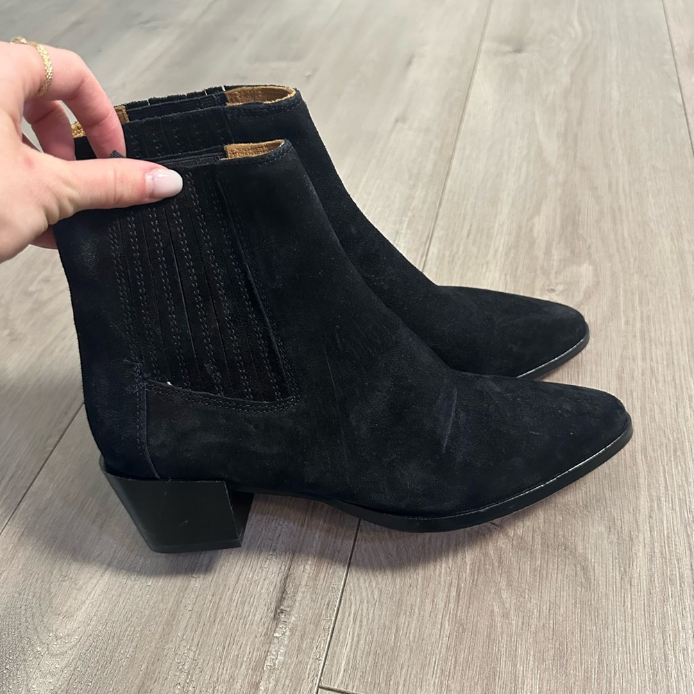 Chic Black Ankle Boots